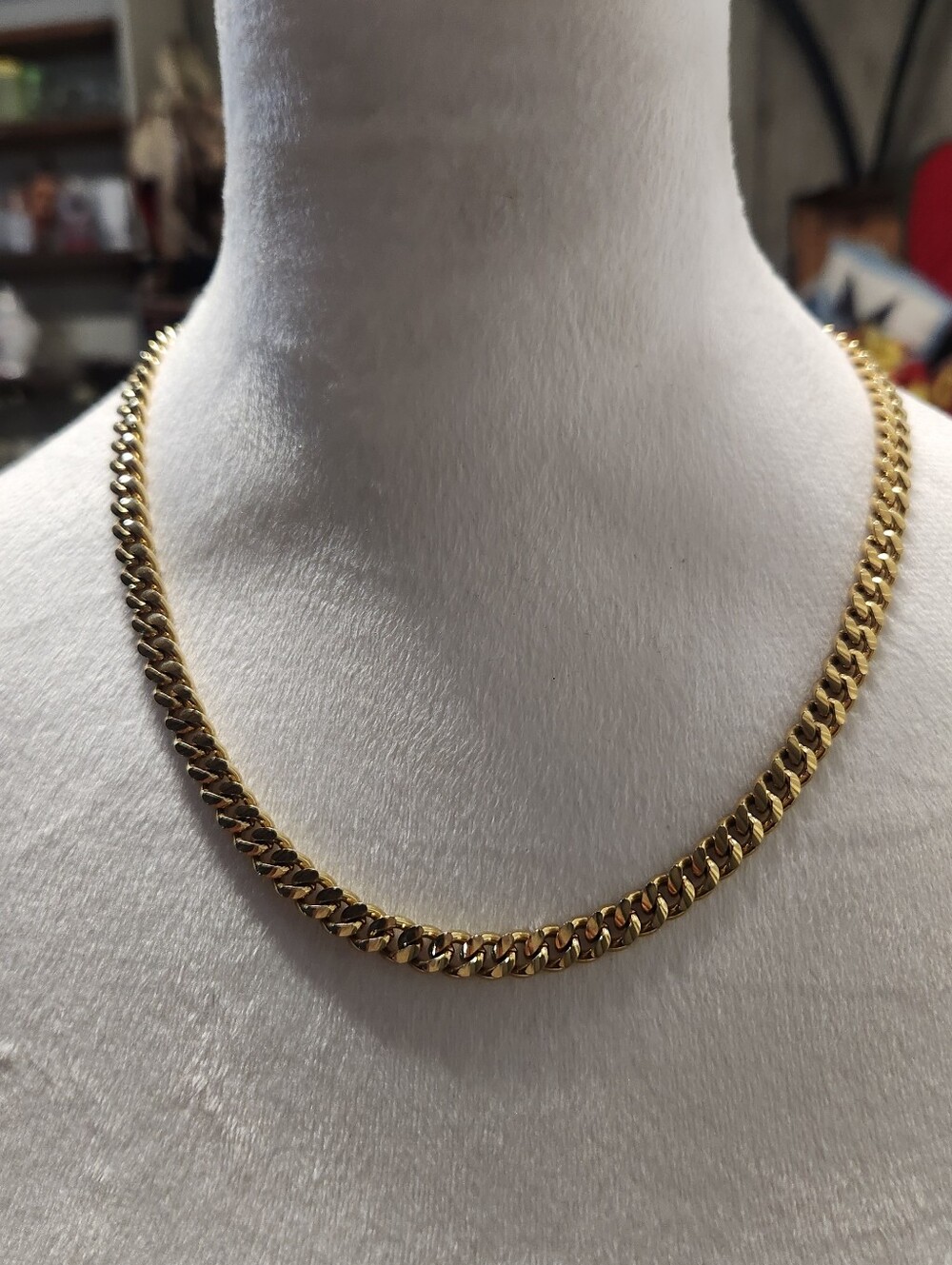 Vintage MONET Heavy Gold Plated Flat Cuban Link Chain Necklace - 20" Signed
